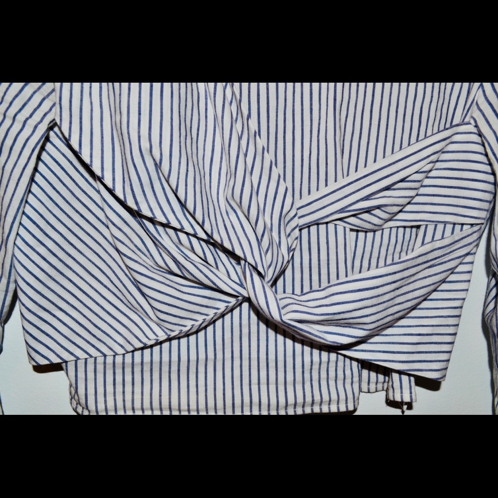 ZARA CROP - Picture 2 of 3